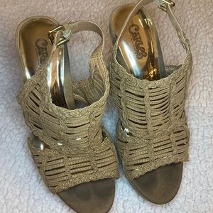 Carlos Santana tan wedges